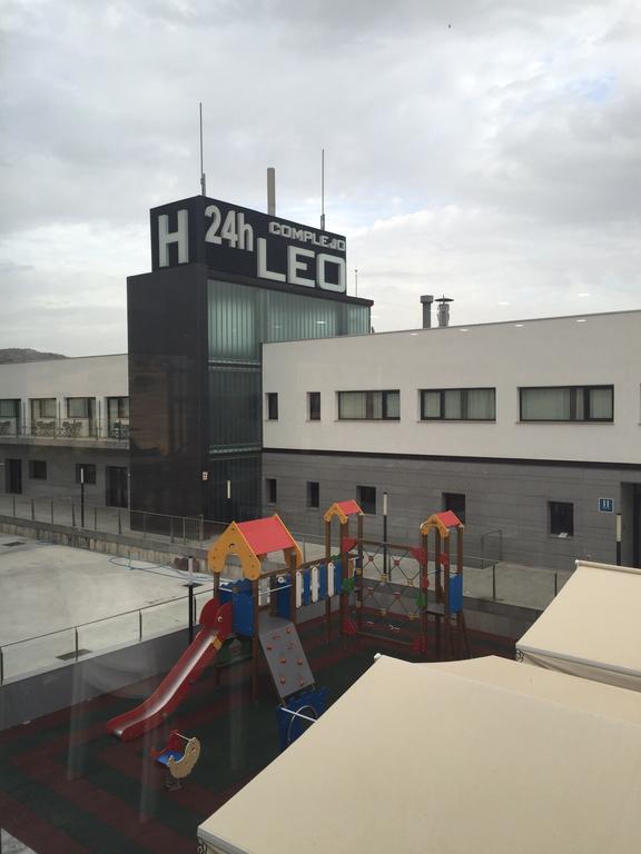 Complejo Leo 24H Monesterio Exterior foto